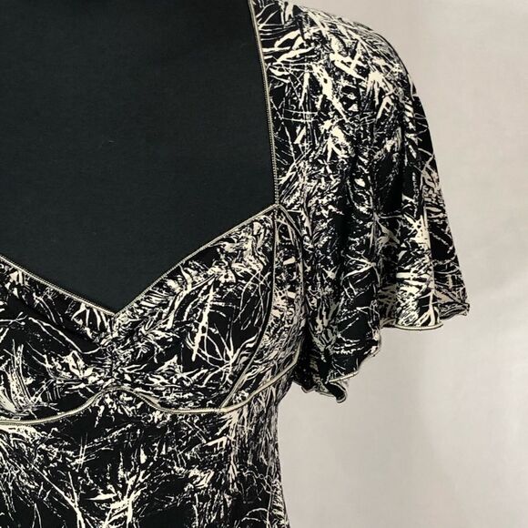 Max Studio Graphic Blouse - Women’s XS - Picture 4 of 6